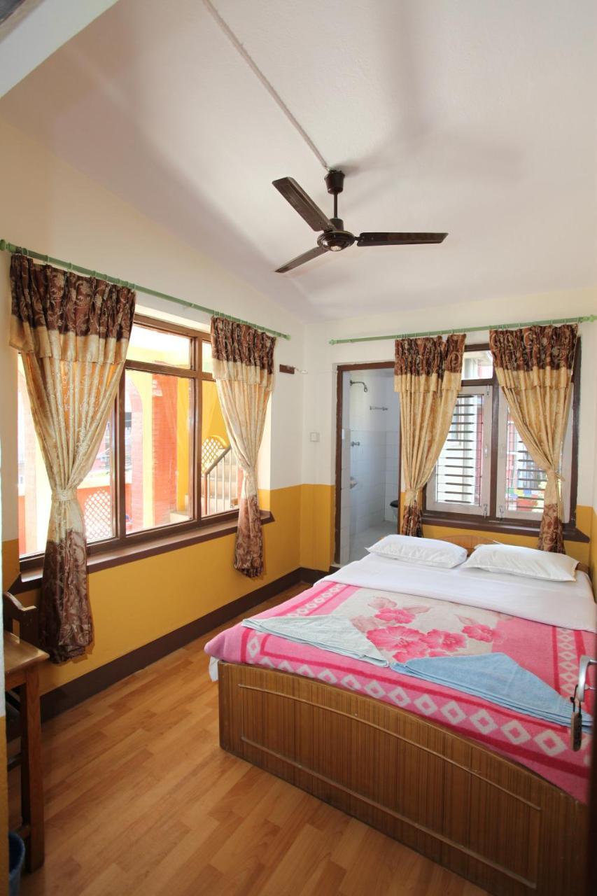 Hotel Kathmandu Garden House Zewnętrze zdjęcie